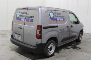 Peugeot Partner 1.5 BlueHDi 100 Vehículo de desguace (2023, Gris)