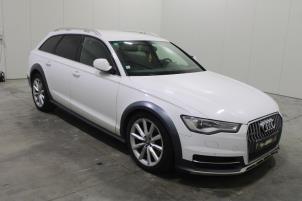 Audi A6 Allroad Quattro 3.0 TDI V6 24V Samochód złomowany (2015, Bialy)