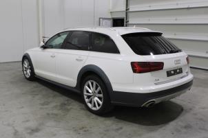 Audi A6 Allroad Quattro 3.0 TDI V6 24V Samochód złomowany (2015, Bialy)