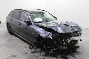 BMW 3 serie Touring 320e 2.0 TwinPower Turbo 16V Vehículo de desguace (2022, Gris)