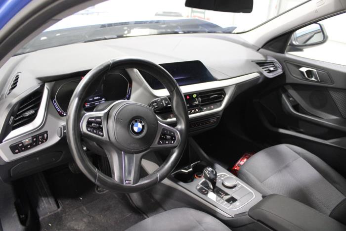 BMW 1 serie 118i 1.5 TwinPower 12V Vehículo de desguace (2020, Azul)