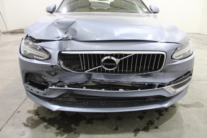Volvo S90 II 2.0 T8 Twin Engine 16V AWD Vehículo de desguace (2018, Azul)