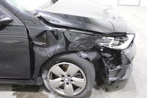 BMW 1 serie 116d 1.5 12V TwinPower Vehículo de desguace (2022, Oscuro, Negro)