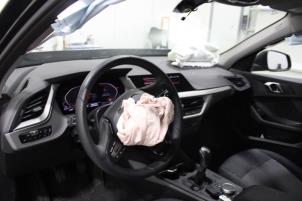 BMW 1 serie 116d 1.5 12V TwinPower Vehículo de desguace (2022, Oscuro, Negro)