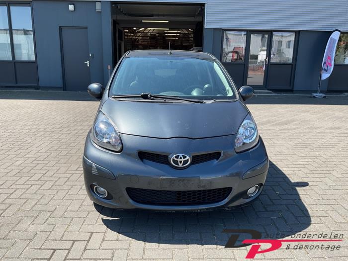 Toyota Aygo 1.0 12V VVT-i Salvage vehicle (2010, Gray)