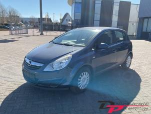 Opel Corsa D 1.2 16V  (Épave)