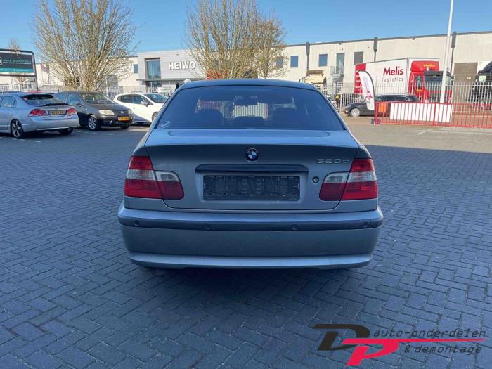 BMW 3 serie 320d 16V Salvage vehicle (2004, Gray)