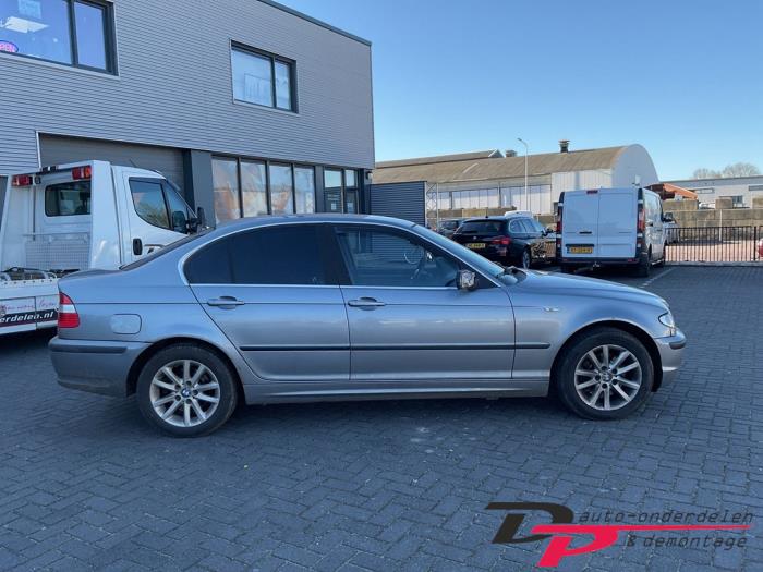 BMW 3 serie 320d 16V Salvage vehicle (2004, Gray)