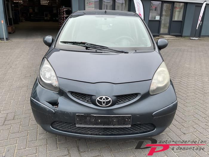 Toyota Aygo 1.0 12V VVT-i Salvage vehicle (2007, Gray)