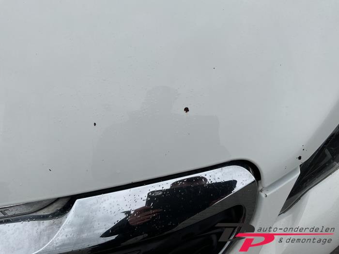 Peugeot 108 1.0 12V Vehículo de desguace (2015, Blanco)