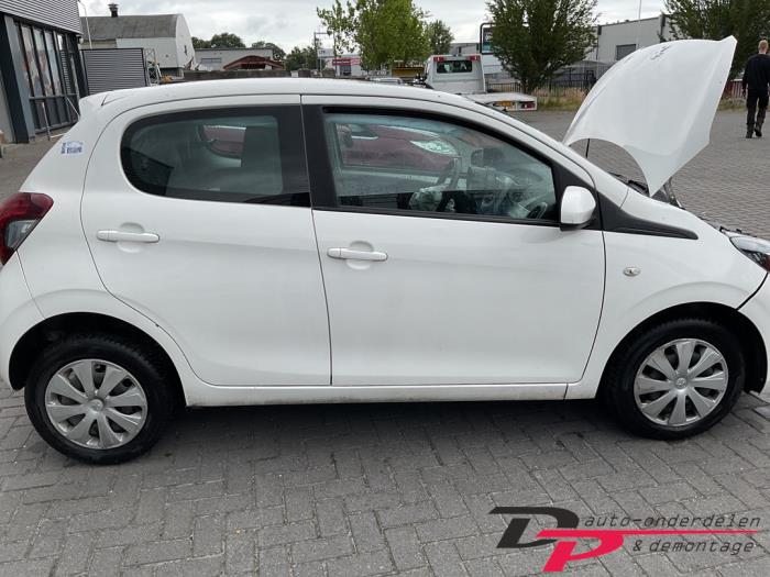 Peugeot 108 1.0 12V Vehículo de desguace (2015, Blanco)