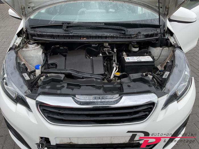 Peugeot 108 1.0 12V Vehículo de desguace (2015, Blanco)