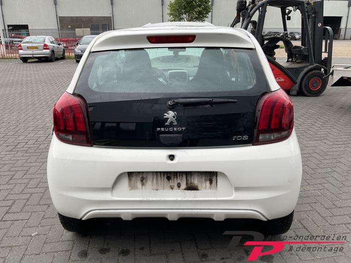 Peugeot 108 1.0 12V Vehículo de desguace (2015, Blanco)
