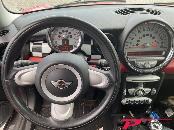 Mini Mini 1.6 16V Cooper Schrottauto (2007, Rot)