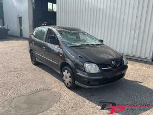 Nissan Almera Tino 1.8 16V  (Épave)