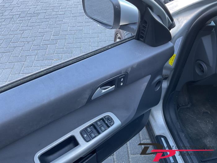 Volvo V50 2.4 20V Schrottauto (2005, Grau)