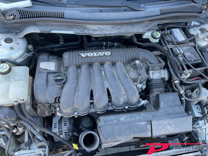 Volvo V50 2.4 20V Schrottauto (2005, Grau)