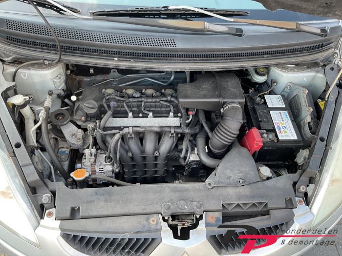 Mitsubishi Colt 1.3 16V Épave (2007, Gris)