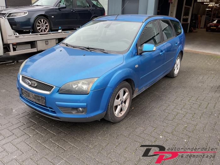 Ford Focus 2 Wagon 2.0 16V Épave (2007, Bleu)