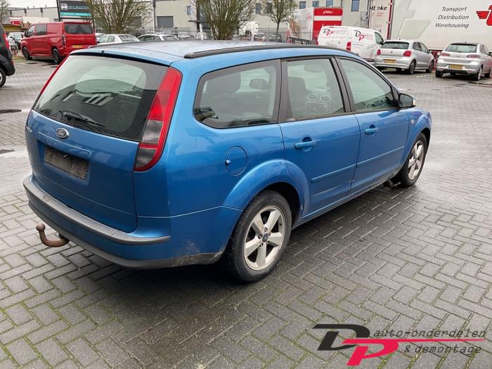 Ford Focus 2 Wagon 2.0 16V Épave (2007, Bleu)