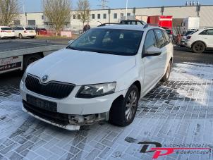 Skoda Octavia Combi 1.2 TSI 16V  (Skrot)