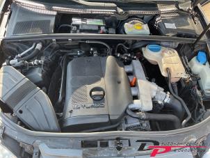 Audi A4 1.8 T 20V Épave (2007, Noir)