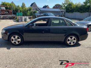 Audi A4 1.8 T 20V Épave (2007, Noir)