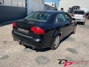 Audi A4 1.8 T 20V Épave (2007, Noir)
