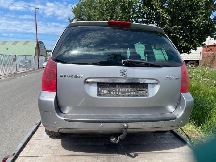Peugeot 307 2.0 HDi 110 FAP Salvage vehicle (2004)