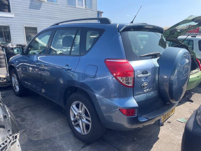 Toyota RAV4 2.0 16V VVT-i 4x4 Begagnade (2007, BLAUW)