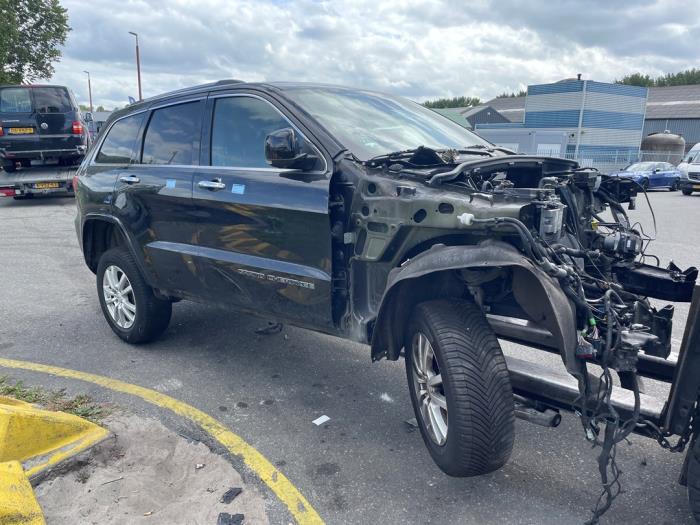 Jeep Grand Cherokee 3.0 CRD V6 24V Skrotfordon (2020, ZWART)