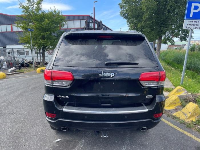 Jeep Grand Cherokee 3.0 CRD V6 24V Skrotfordon (2020, ZWART)