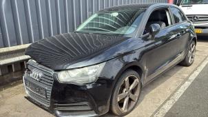 Audi A1 1.6 TDI 16V Épave (2010, Noir)