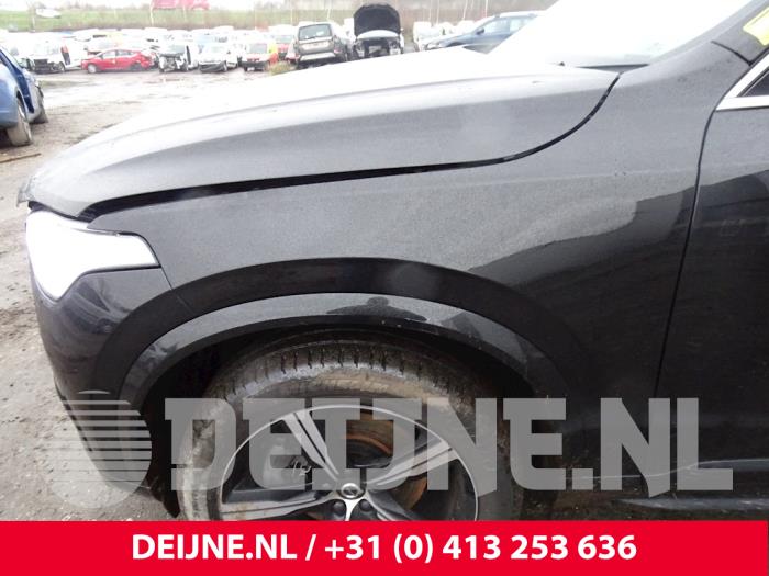 Volvo XC90 II 2.0 D5 16V AWD Vehículo de desguace (2019, Negro)