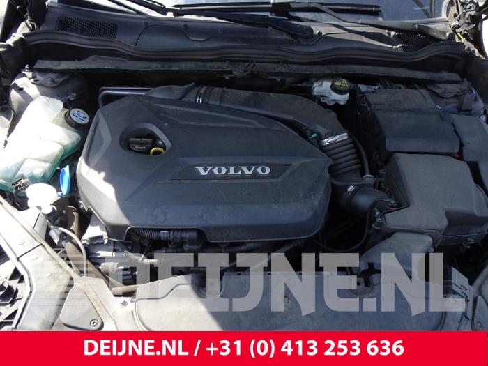Volvo V40 1.6 T3 GTDi 16V Samochód złomowany (2012, Niebieski)