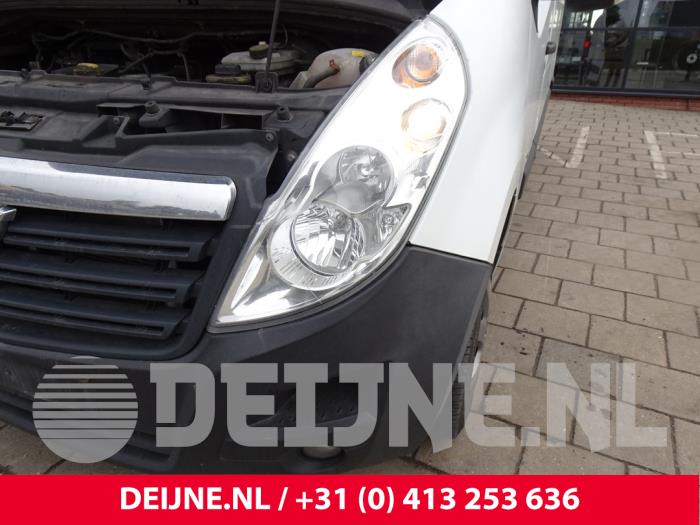 Opel Movano 2.3 CDTi 16V FWD Salvage vehicle (2016, White)