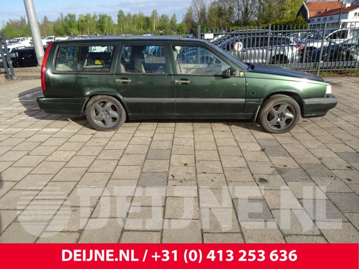Volvo 850 Estate 2.5i 10V Vehículo de desguace (1996, Verde)