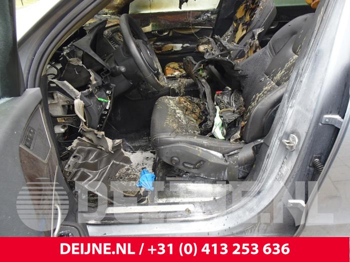Volvo XC90 II 2.0 T8 16V Twin Engine AWD Salvage vehicle (2016, Gray)