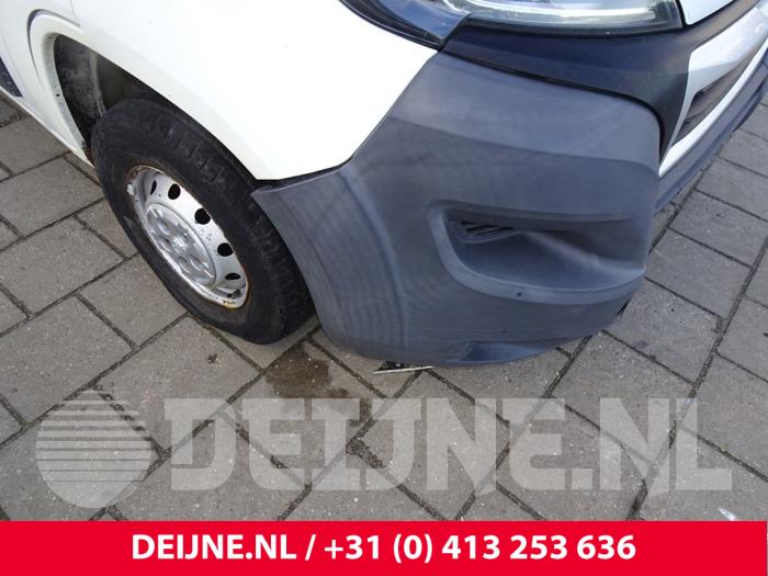 Peugeot Boxer 2.2 HDi 130 Euro 5 Schrottauto (2015, Weiß)