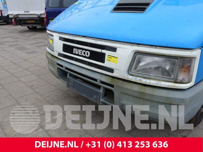 Iveco New Daily I/II 35.10 Salvage vehicle (1997, White, Blue)