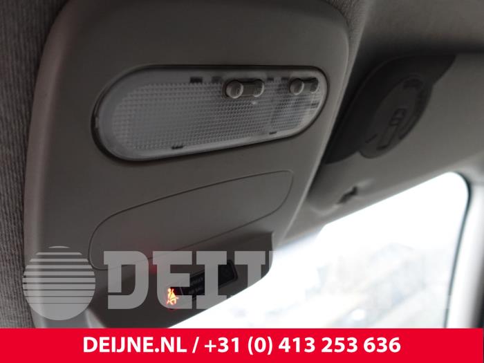 Renault Trafic 1.6 dCi 125 Twin Turbo Salvage vehicle (2018, White)