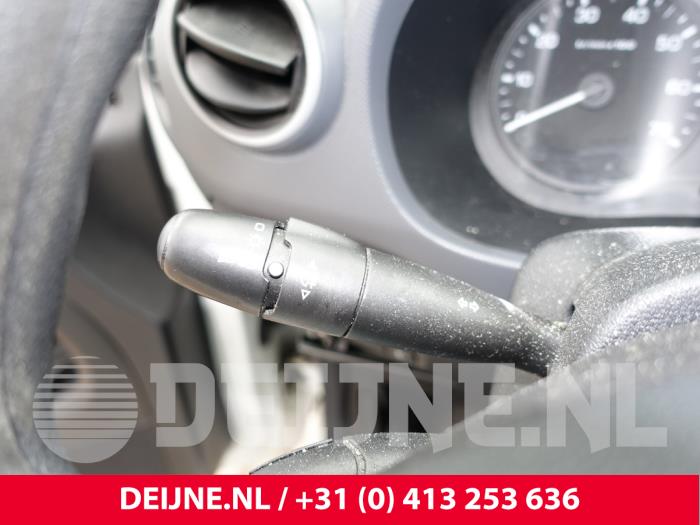 Peugeot Partner 1.6 HDI 90 Vehículo de desguace (2015, Blanco)