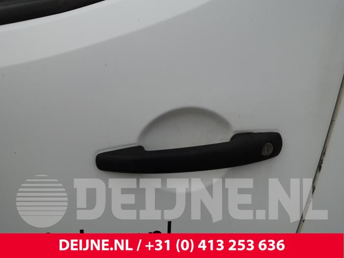 Peugeot Partner 1.6 HDI 90 Épave (2015, Blanc)