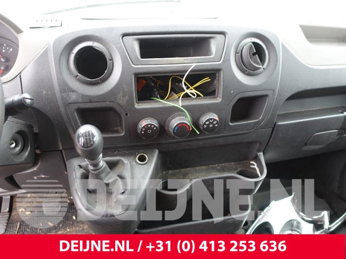 Renault Master IV 2.3 dCi 16V Épave (2014, Blanc)