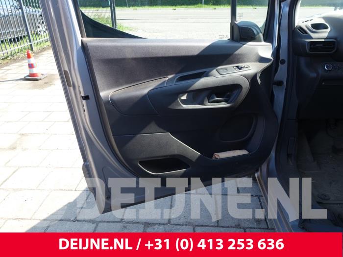 Opel Combo Cargo 1.5 CDTI 130 Salvage vehicle (2020, Gray)