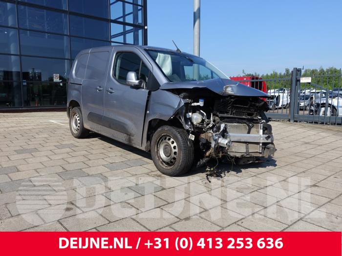 Opel Combo Cargo 1.5 CDTI 130 Schrottauto (2020, Grau)