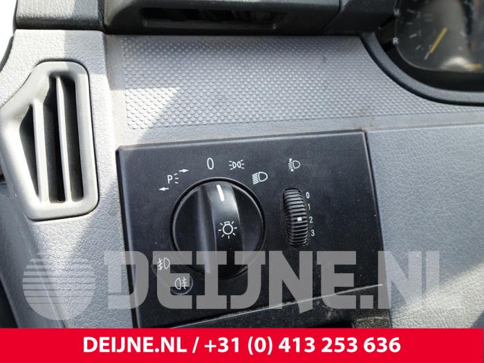 Mercedes Vito 2.2 115 CDI 16V Schrottauto (2005, Weiß)