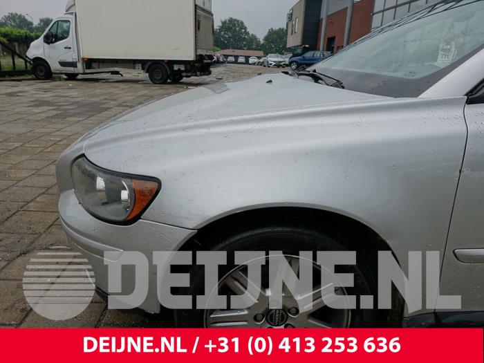 Volvo S40 2.4 20V Salvage vehicle (2006, Gray)
