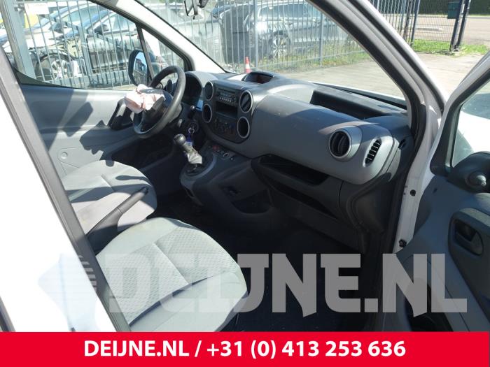 Citroen Berlingo 1.6 Hdi 16V 90 Épave (2010, Blanc)
