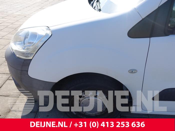 Citroen Berlingo 1.6 Hdi 16V 90 Épave (2010, Blanc)